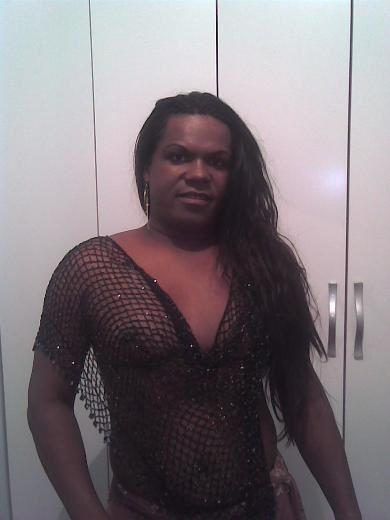 QUERO CONHECER . GAYS ATIVOS QUE GOSTAM DE TRAVESTIS PASSIVAS.