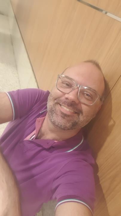Procuro macho ativo para desenrolar no sigilo!