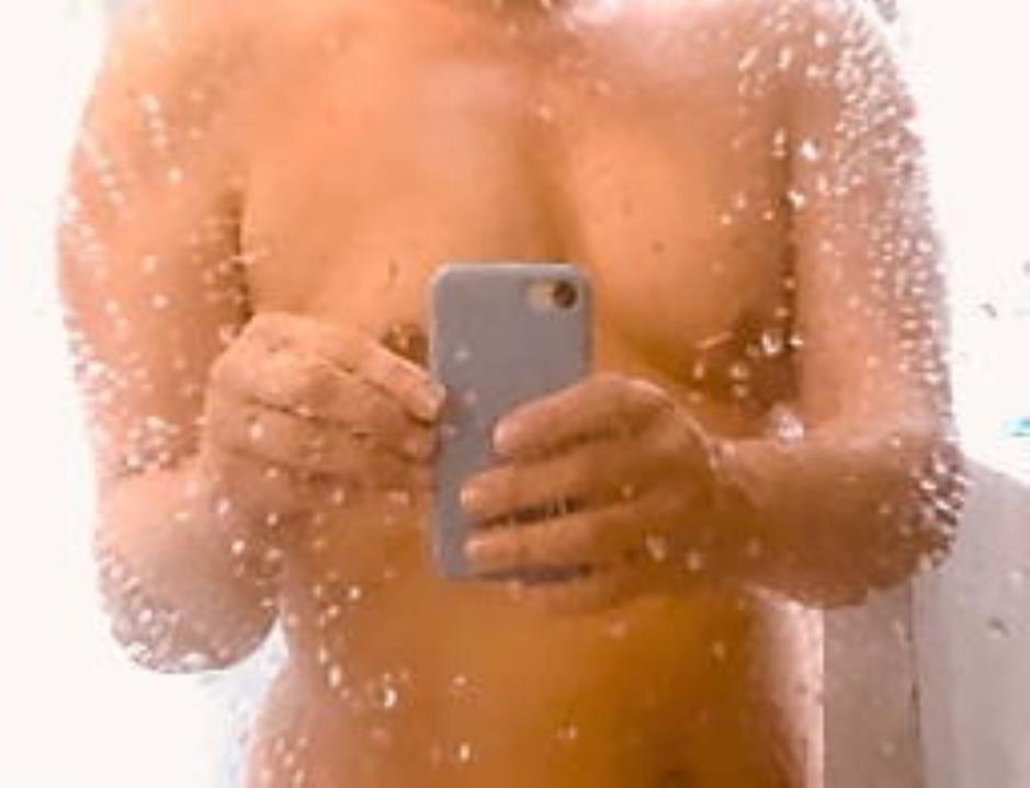 Adoro sexo e curto ser passivo