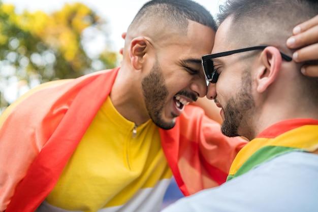 vídeos gays brasil