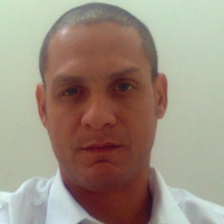 MUITO A FIM DE SER FUDIDO POR ATIVOS BEM DOTADOS Q FODAM COM FORÇA. SEM PENA. Ninguém está a fim de real. Querem só foto pr se masturbar