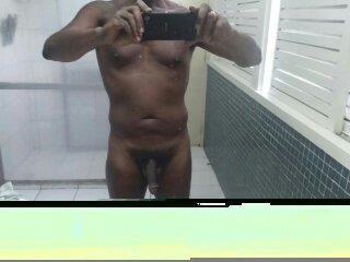 Negro maneiro procura alguém legal. NÃO CURTO HOMEM QUE VESTE CALCINHA!!!