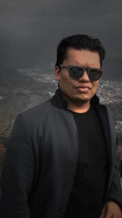 Livros, teatro, vinho, viagens, romantismo sou ATV