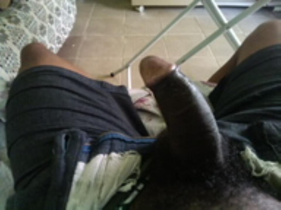 Sou ativo, gosto de pegar um passivo bem gostoso, com muito carinho.