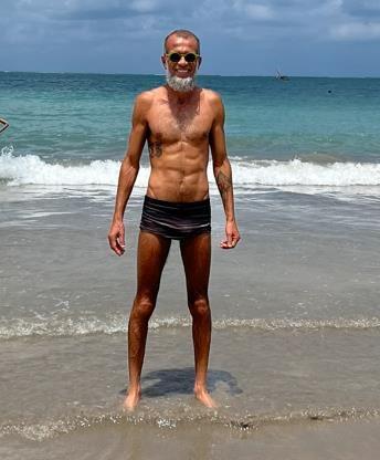 Homem gay casado em busca de sexo casual